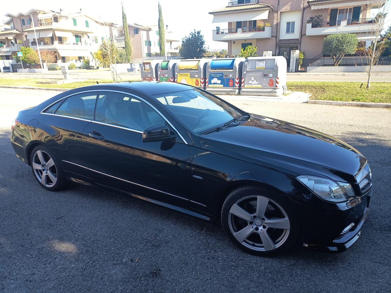 Mercedes-benz E 220 CDI Coupé BlueEFFICIENCY