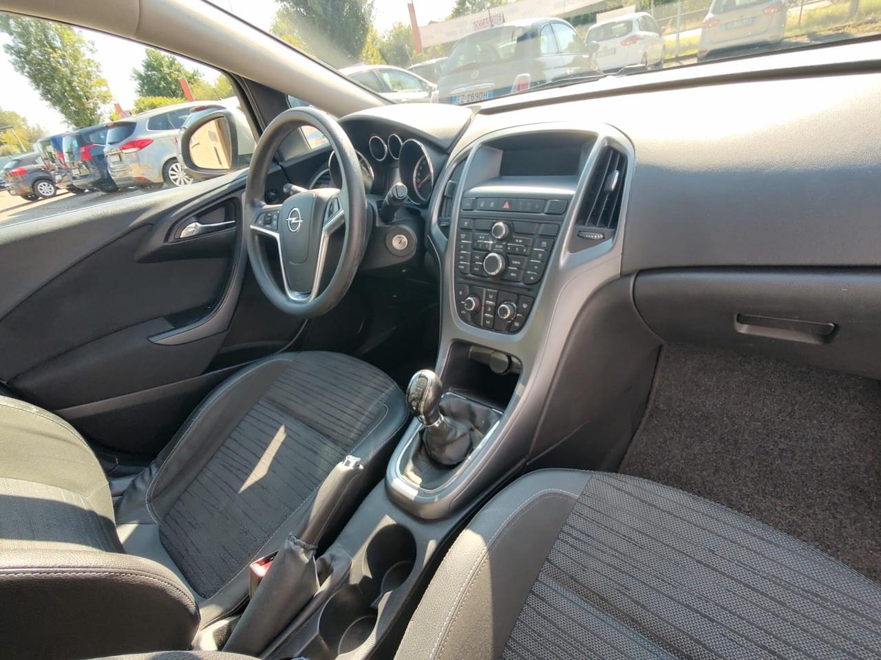 Opel Astra 1.4 140CV Sports Tourer Cosmo, BENZINA\GPL CON SCADENZA 2035, OK NEOPATENTATI, GARANZIA L.12 MESI