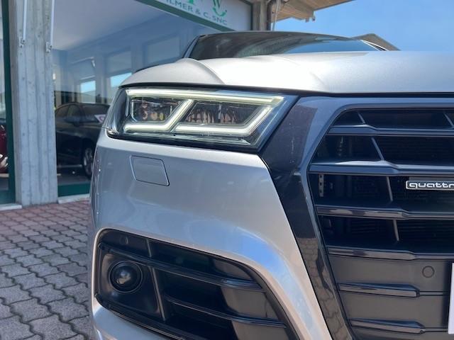 Audi Q5 40 TDI quattro S tronic S line,Acc,20",Gancio,Led