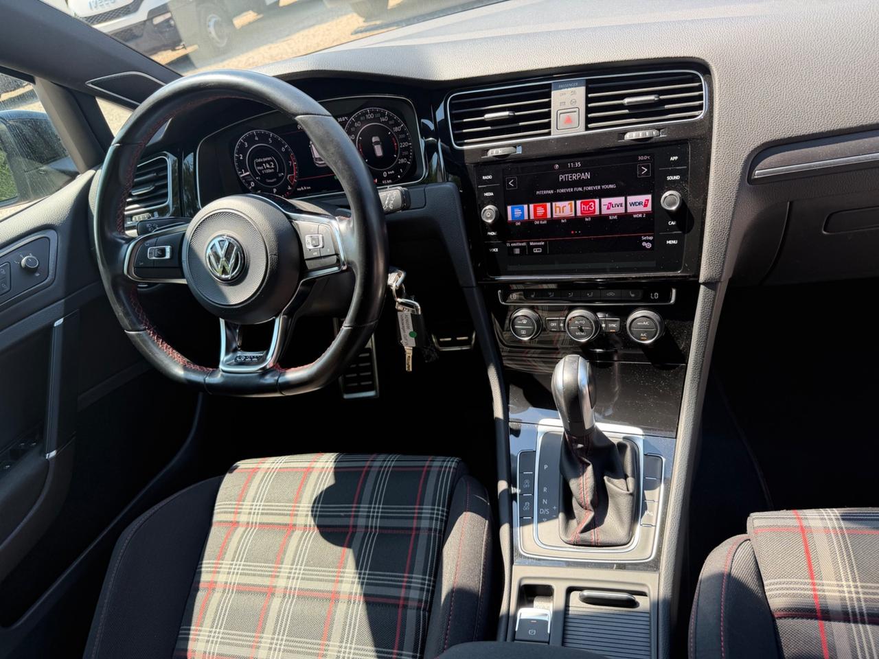 Volkswagen Golf GTI Performance 2.0 245 CV TSI DSG 5p. BMT