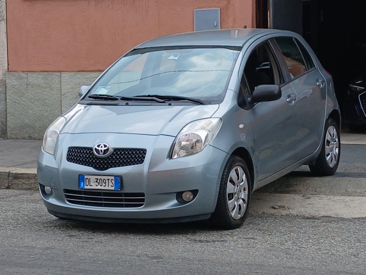 TOYOTA Yaris 1.3 5p. M-MT Sol