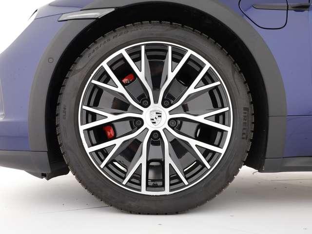 Porsche Taycan cross turismo 4s