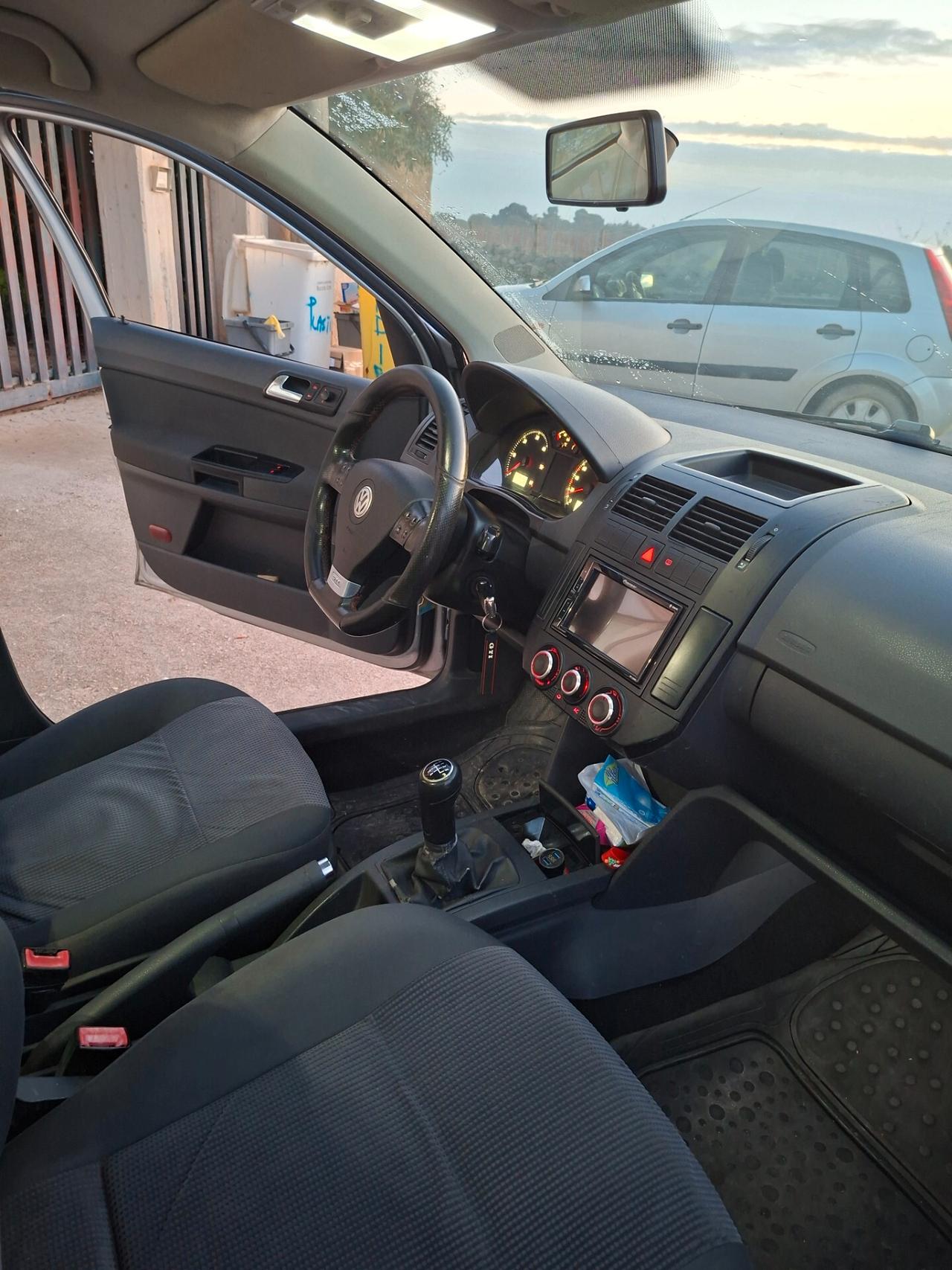 Volkswagen Polo 1.4/69CV TDI DPF 5p. Sportline