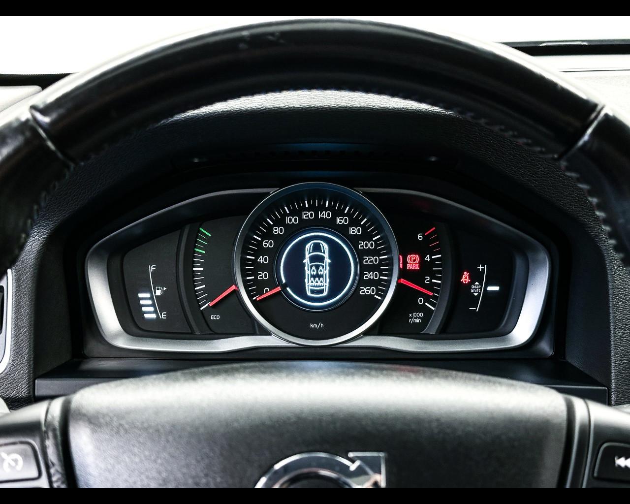 VOLVO V60 (2010-2018) - V60 D2 1.6 Momentum