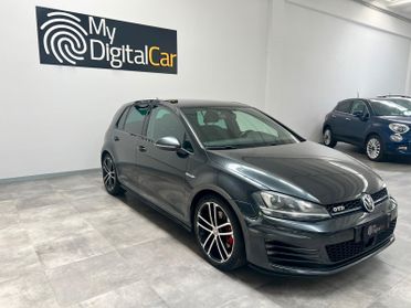 Volkswagen Golf Business 2.0 TDI DSG 5p. Highline BlueMotion Tech.