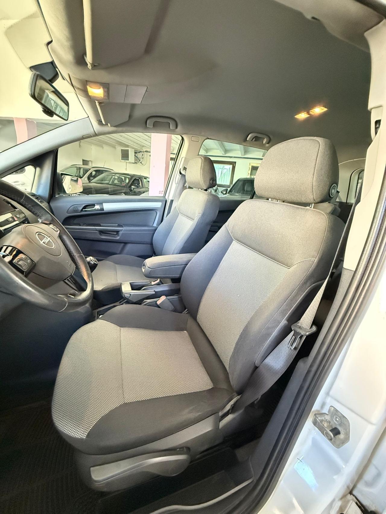 Opel Zafira 1.6 16V ecoM 150CV Turbo One