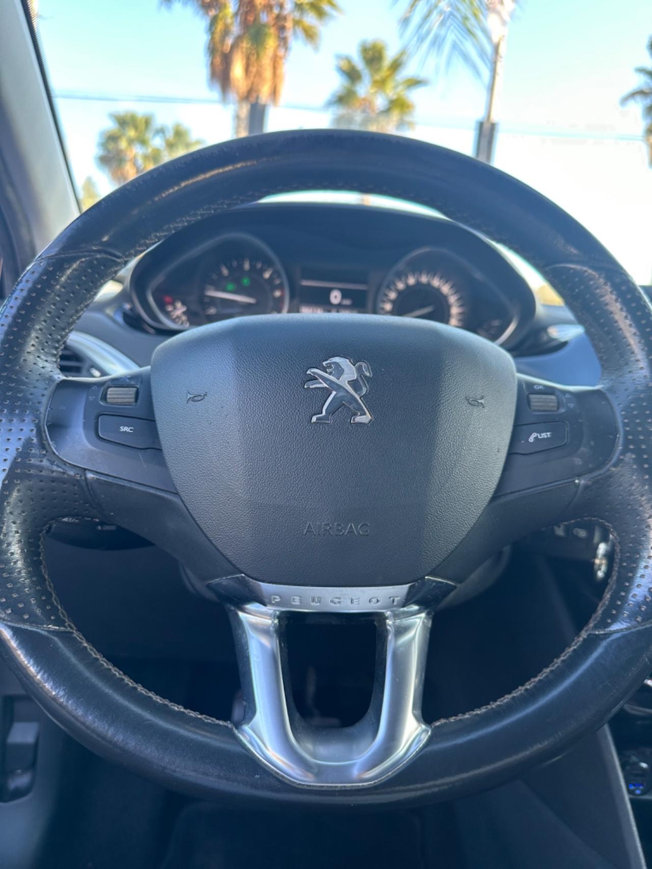 Peugeot 208 1.6 e-HDi 92 CV Allure