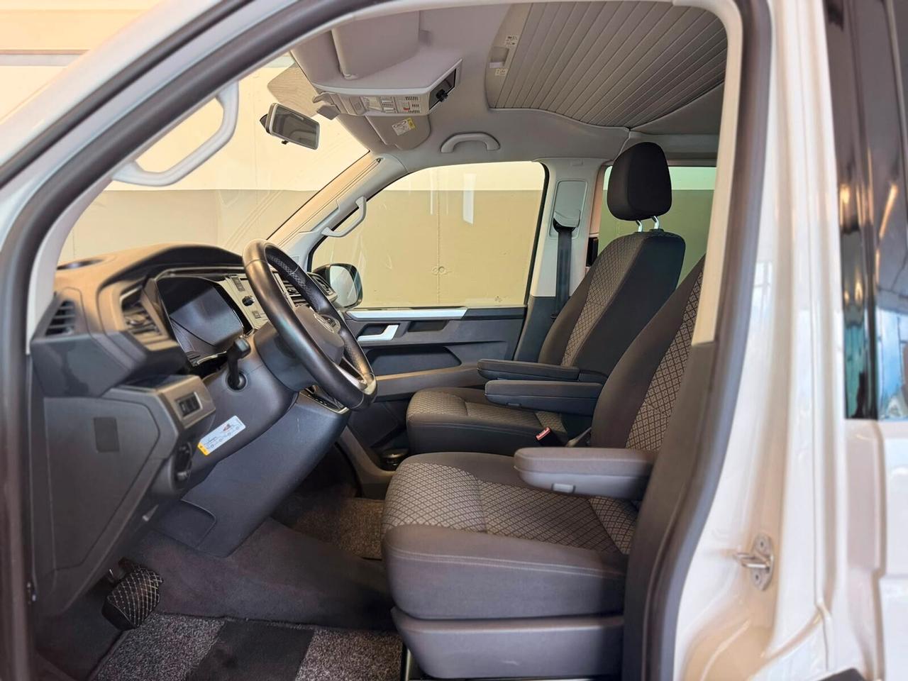 Volkswagen T6.1 California 2.0 TDI 150CV DSG Beach Camper Edition Gancio