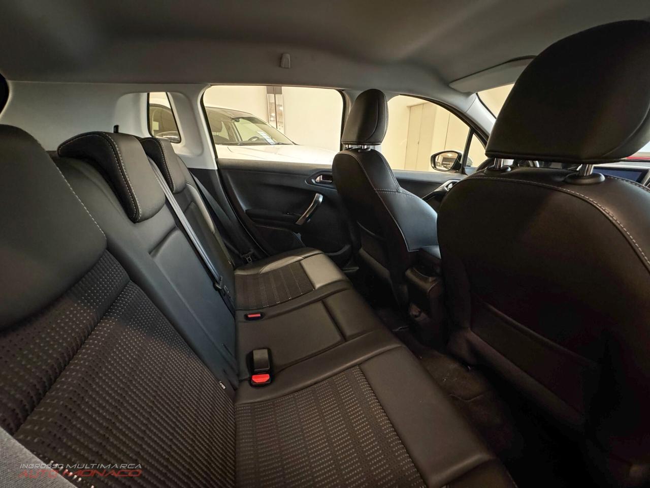 Peugeot 2008 BlueHDi 100cv Allure 2018