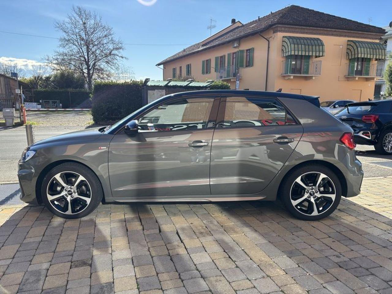 Audi A1 SPB 30 TFSI S tronic S line edition LED-APP-17"