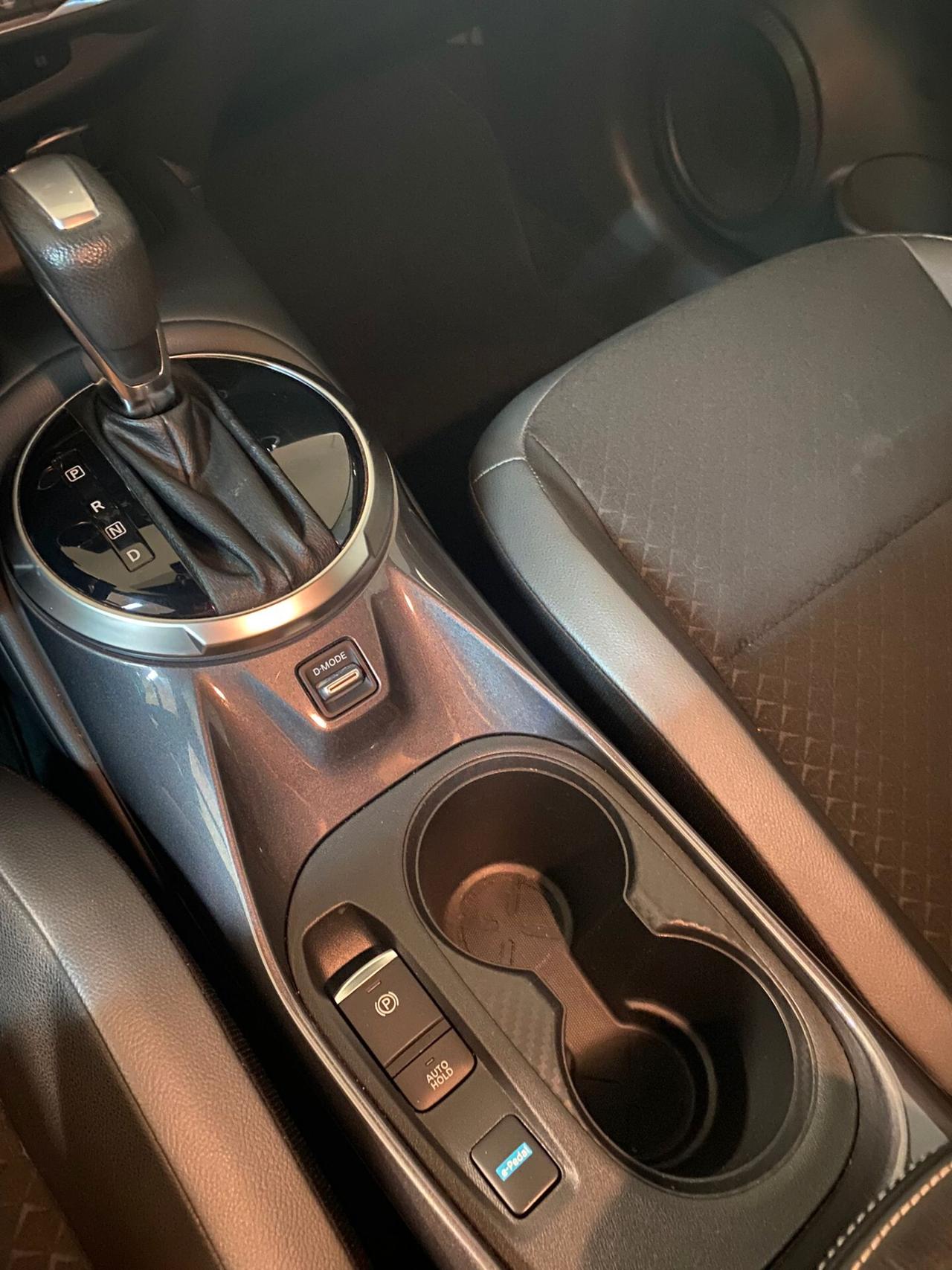 Nissan Juke 1.6 HEV N-Connecta