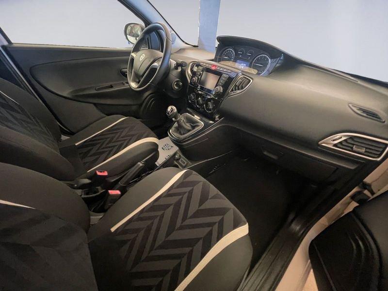 Lancia Ypsilon 1.2 69cv GPL Ecochic Gold