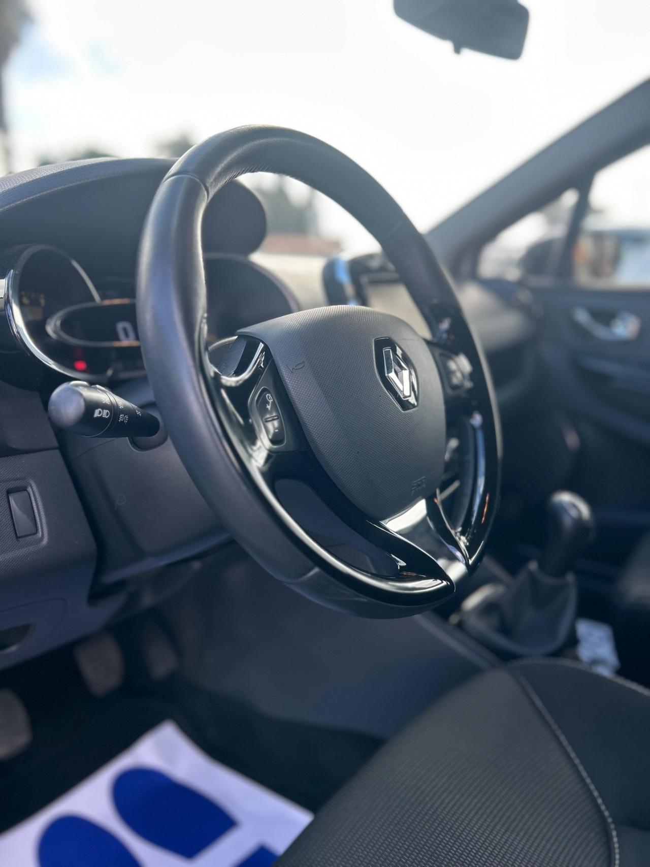 Renault Clio 1.2 75CV GPL 5 porte