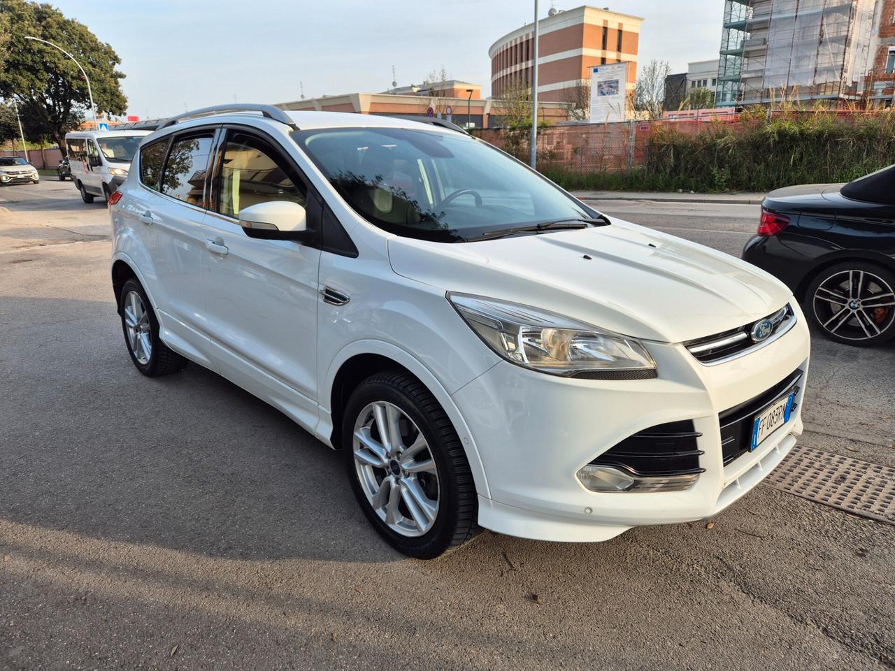 Ford Kuga 2.0 TDCI 150 CV S&S 4WD Powershift Titanium