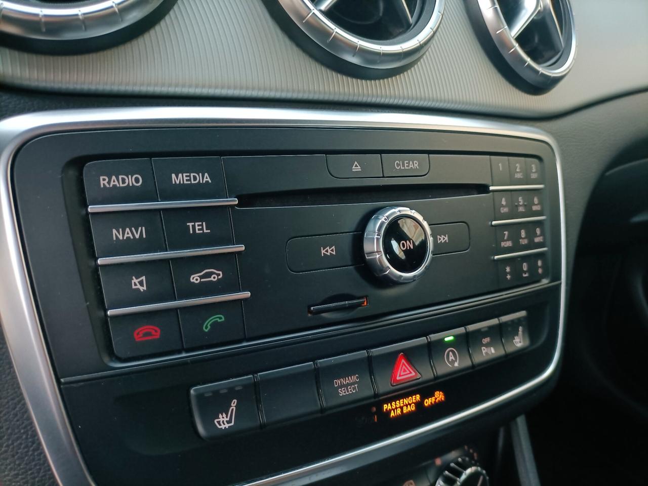 Mercedes-benz CLA 220d Automatic Premium Dark Night