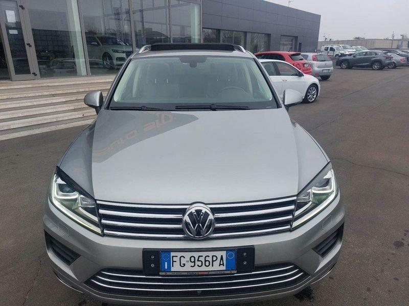 Volkswagen Touareg 3.0 TDI 204 CV tiptronic Executive TETTO-XENO