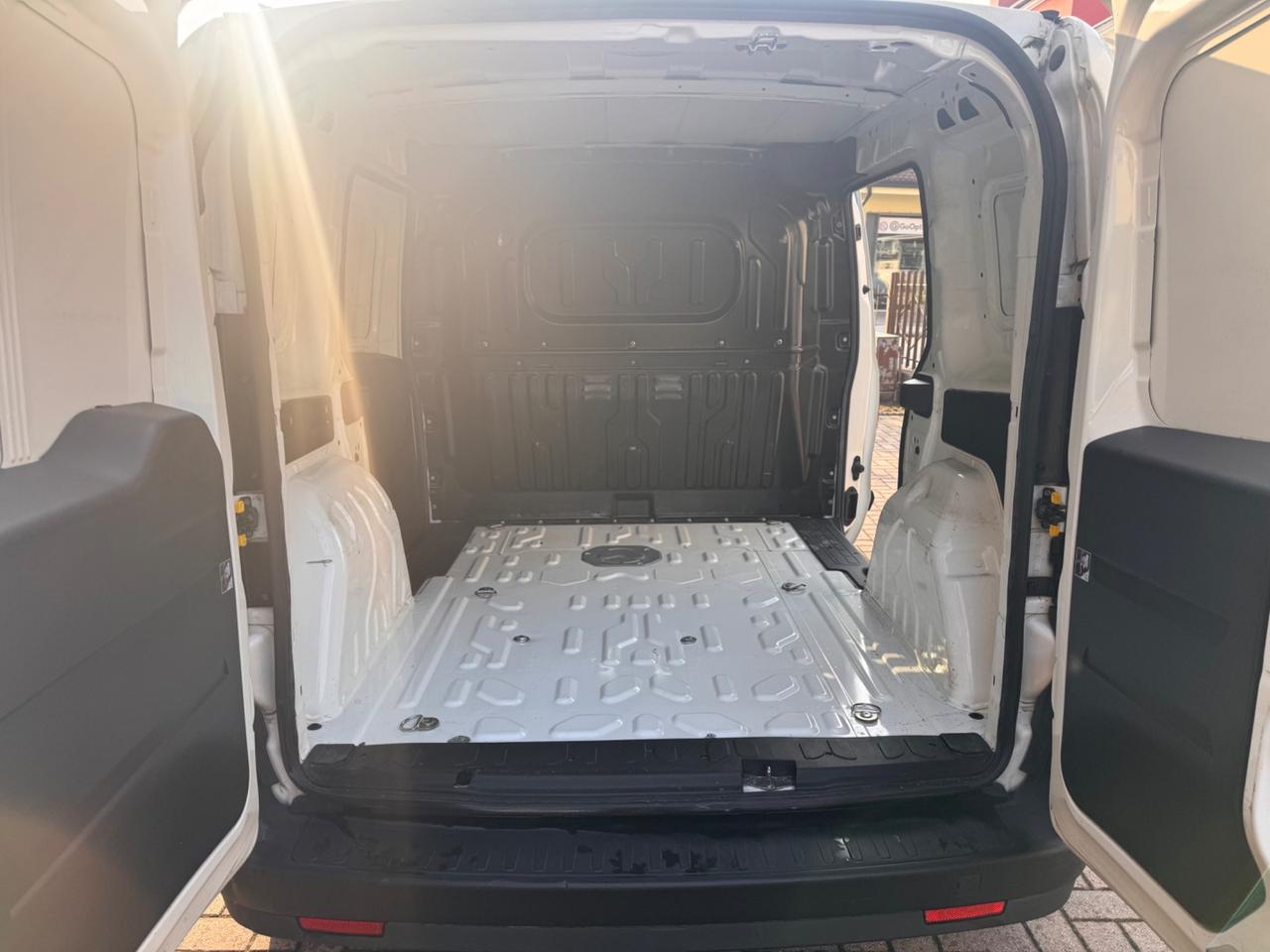 Fiat Doblo 1.4 Benzina GPL Scadenza 2033