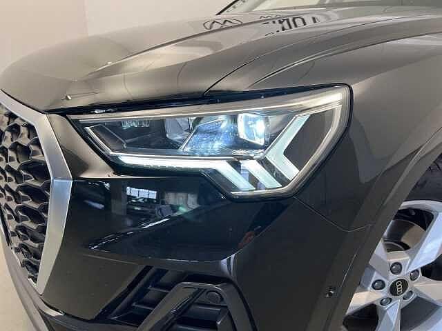 Audi Q3 SPB 45 TFSI e S tronic Business Plus