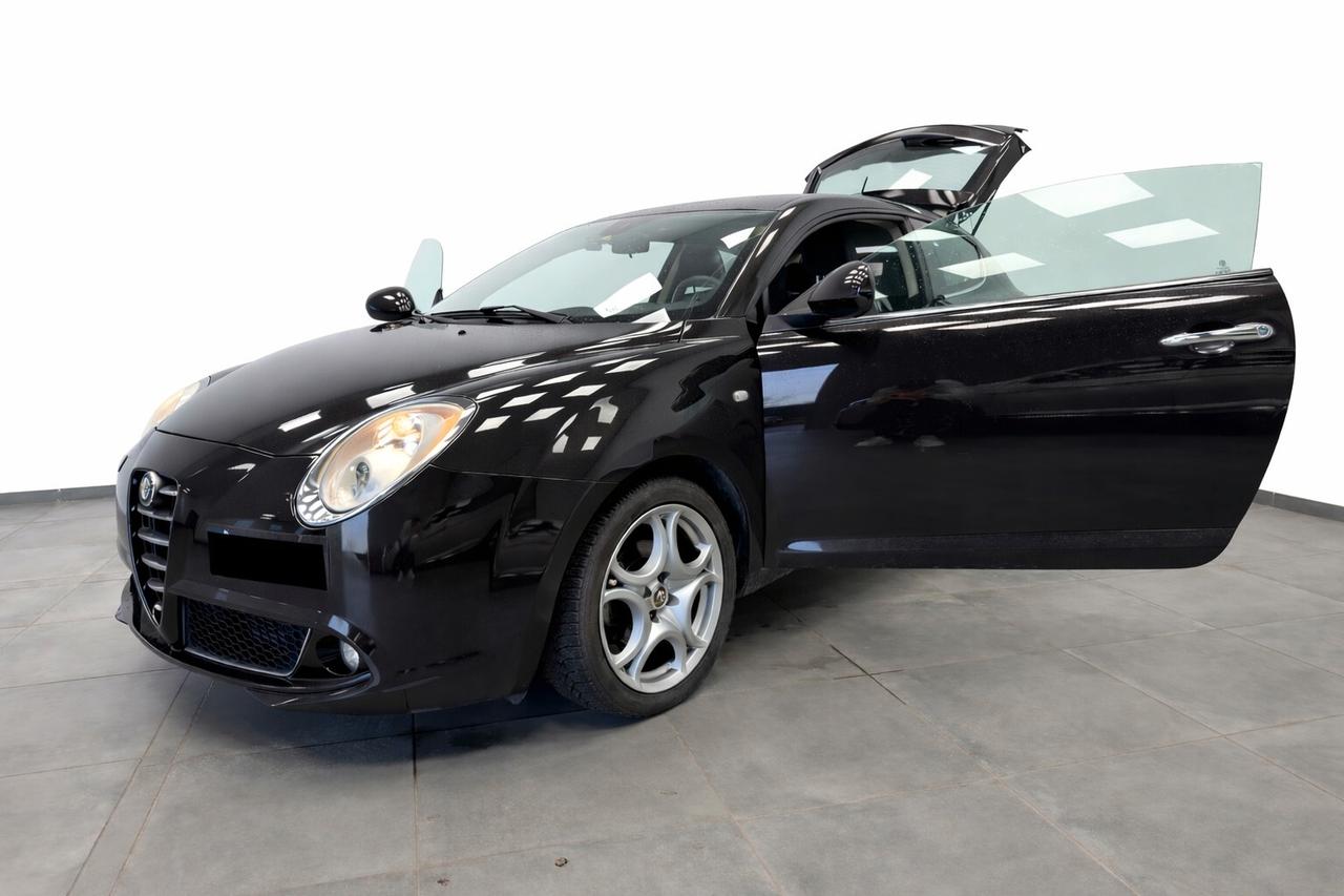 Alfa Romeo MiTo 1.6 JTDm 16V Distinctive Sport Pack