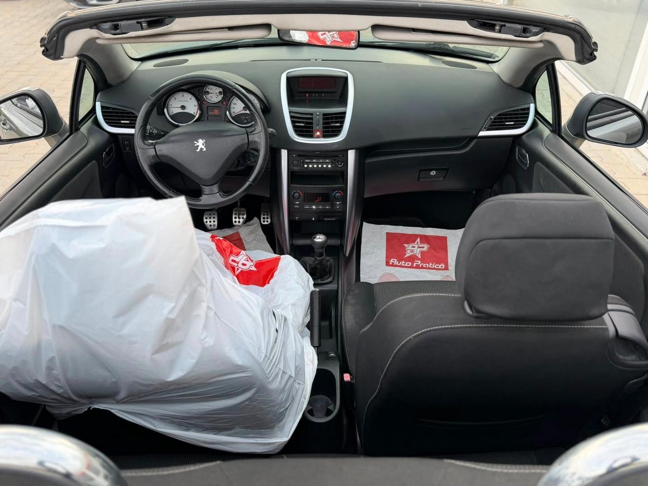 Peugeot 207 1.6 HDi 110CV 3p.CABRIO Féline OK NEOPATENTATI