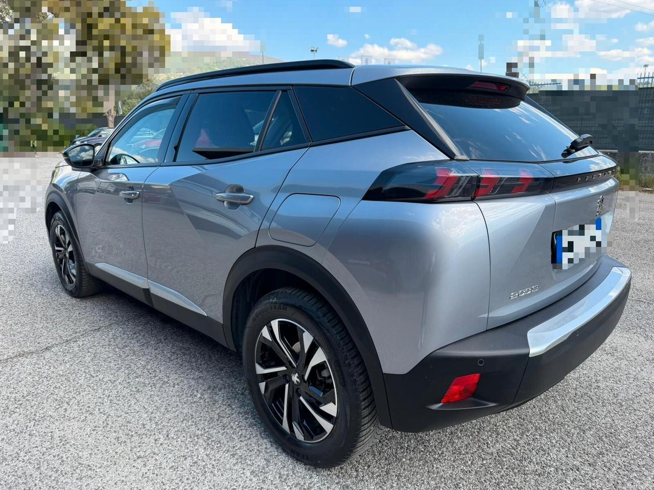 Peugeot 2008 BlueHDi 130 S&S EAT8 Allure