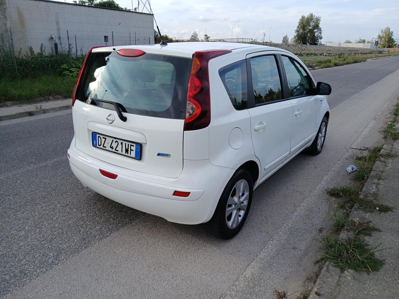 Nissan Note 1.4 16V GPL di serie Eco n-tec