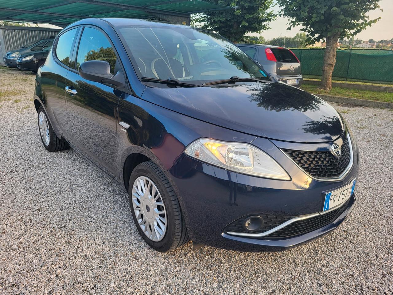 Lancia Ypsilon 1.2 69 CV 5 porte GPL Ecochic Gold