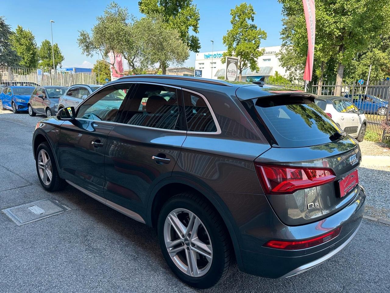 Audi Q5 2.0 TDI 190 CV quattro S tronic S-LINE