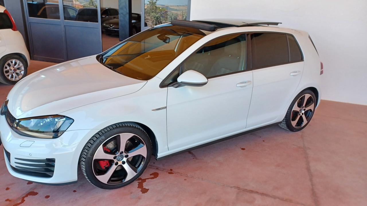 Volkswagen Golf Business GTD 2.0 TDI 5p. 4 Free BlueMotion Tech.