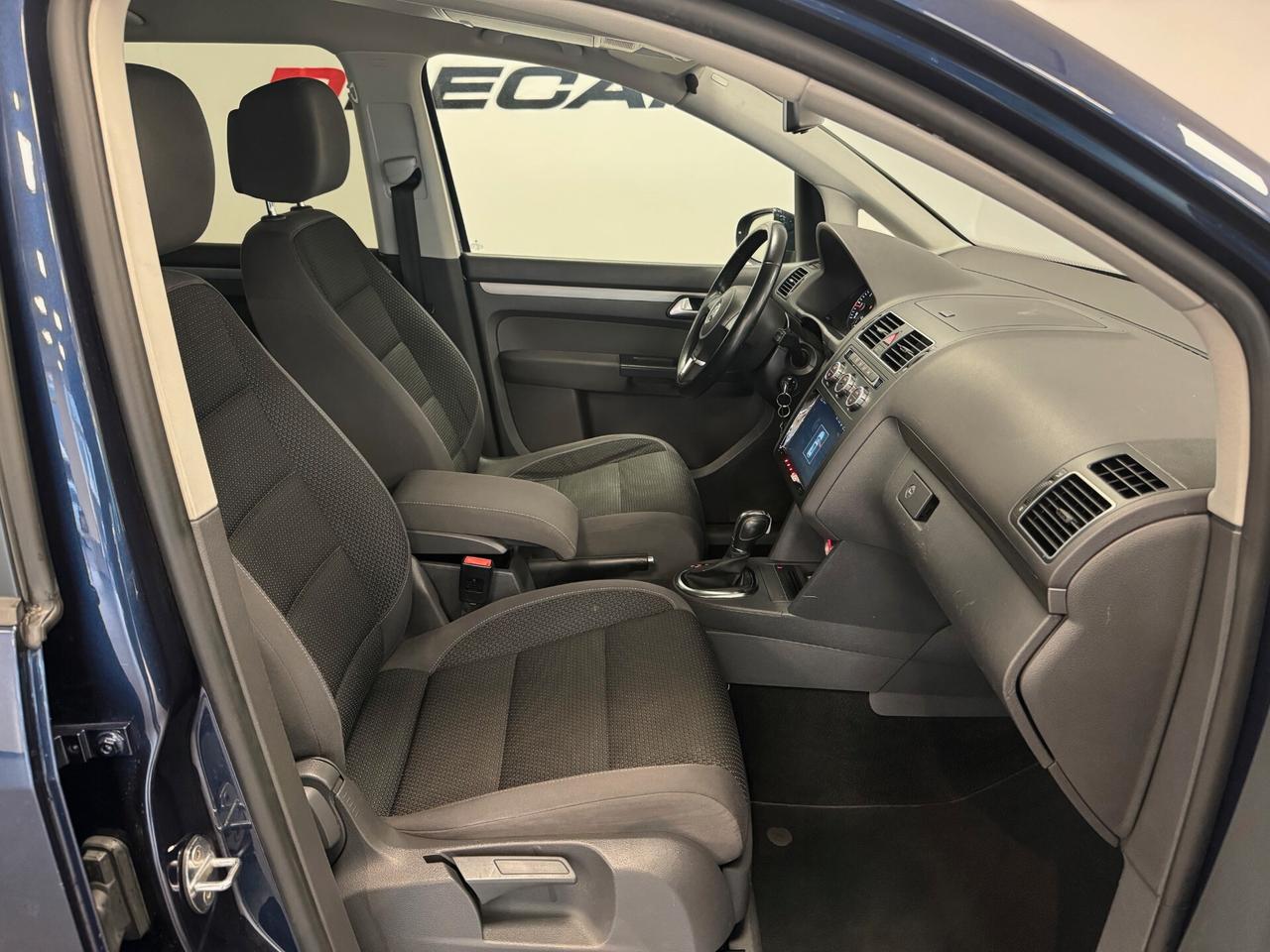 Volkswagen Touran Business 1.6 TDI DSG Comfortline 7 POSTI