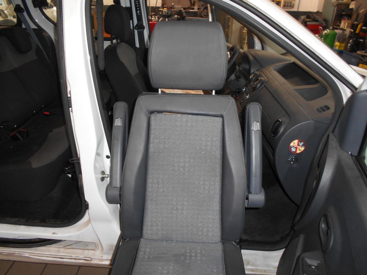 Dacia Dokker 1.5 dci 95 cv " TRASPORTO PERSONE CON DISABILITA' "