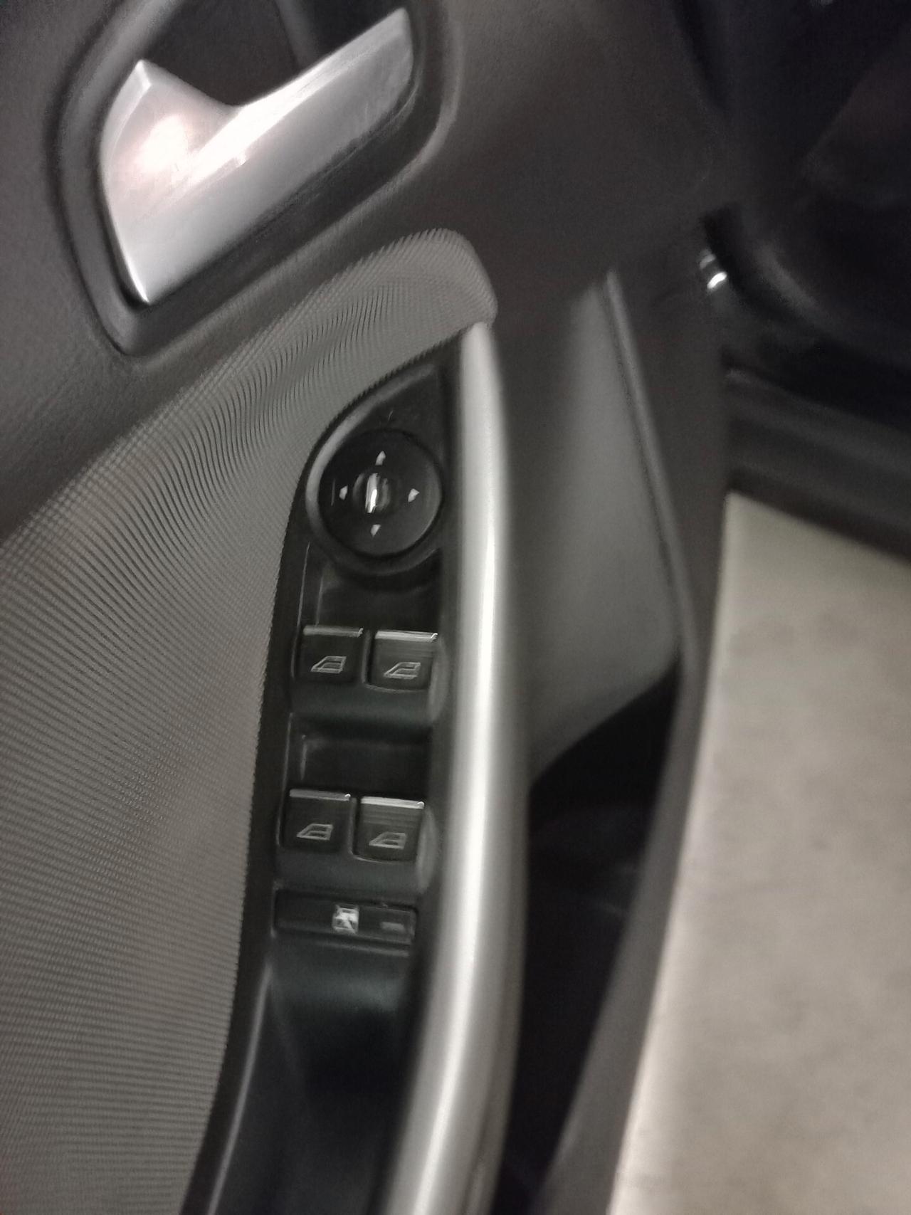 Ford Focus 1.6 120 CV GPL SW