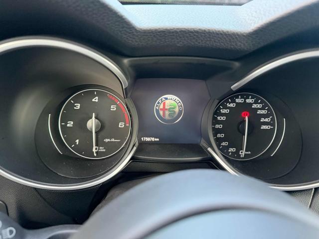 ALFA ROMEO Stelvio 2.2 Turbodiesel 210 CV AT8 Q4 Executive Bellissima