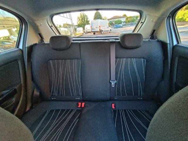 OPEL Corsa 1.2 5 porte Club