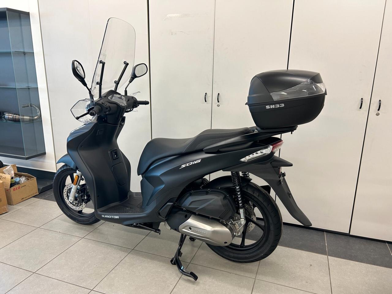 QJ scooter 125 SQ 16 NERO