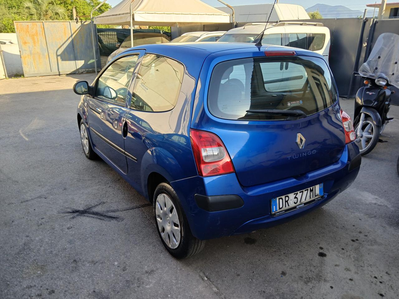 Renault Twingo 1.2 8V Dynamique