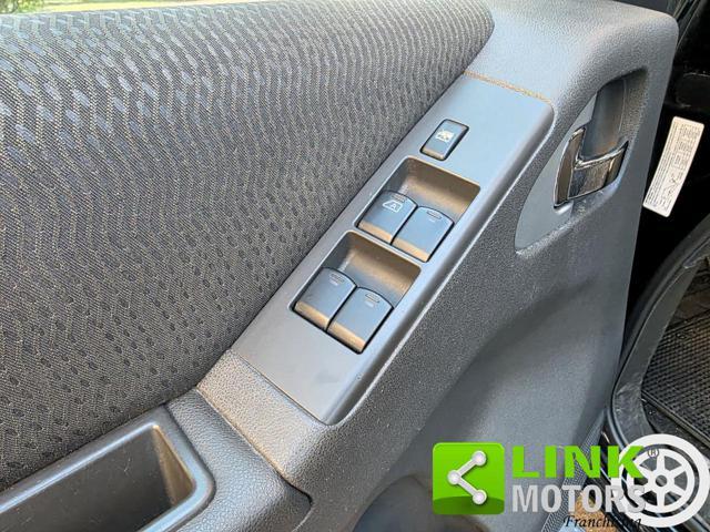 NISSAN Navara 2.5 dci d.cab 190 CV Sport IVA COMPRESA