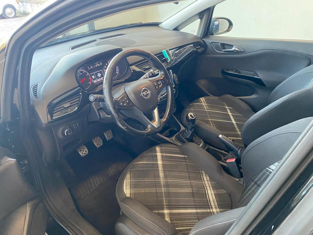 Opel Corsa 1.4 90CV GPL Tech 5 porte Innovation