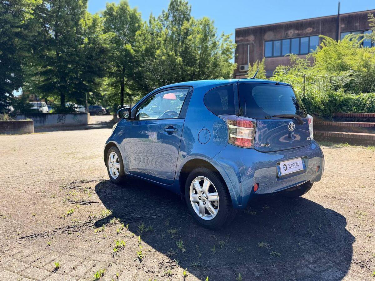 Toyota iQ 1.0 Active (sol) E5