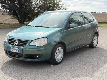 Volkswagen Polo 1.4/75CV 16V 3p. aut. Comfortline