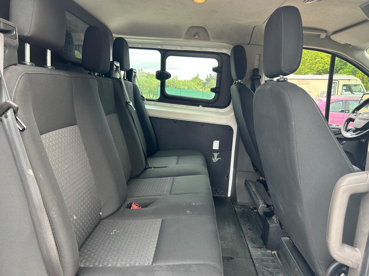 Ford Transit Custom 2.0 TDCi 130 Mixto 5 Posti