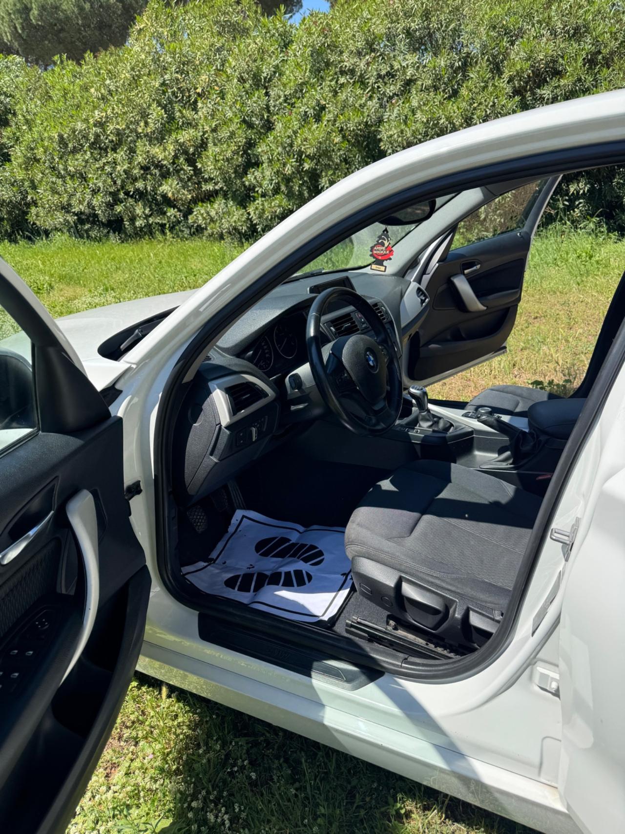 Bmw 114 114d 5p. Sport