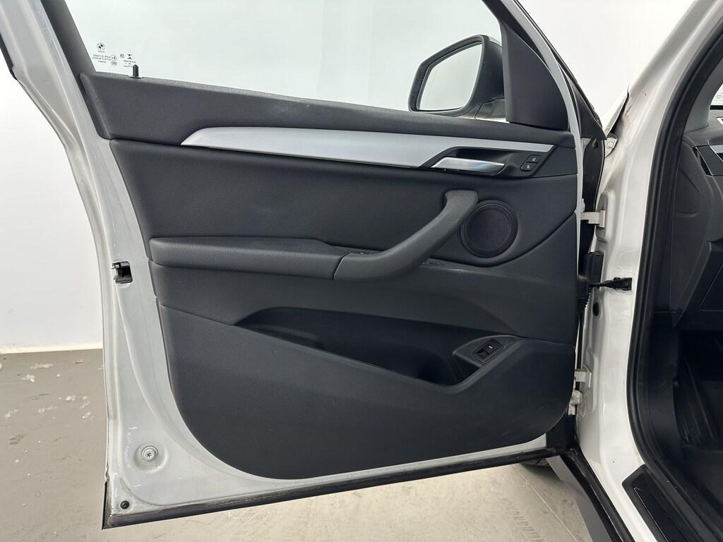 BMW X1 16 d Business Advantage sDrive