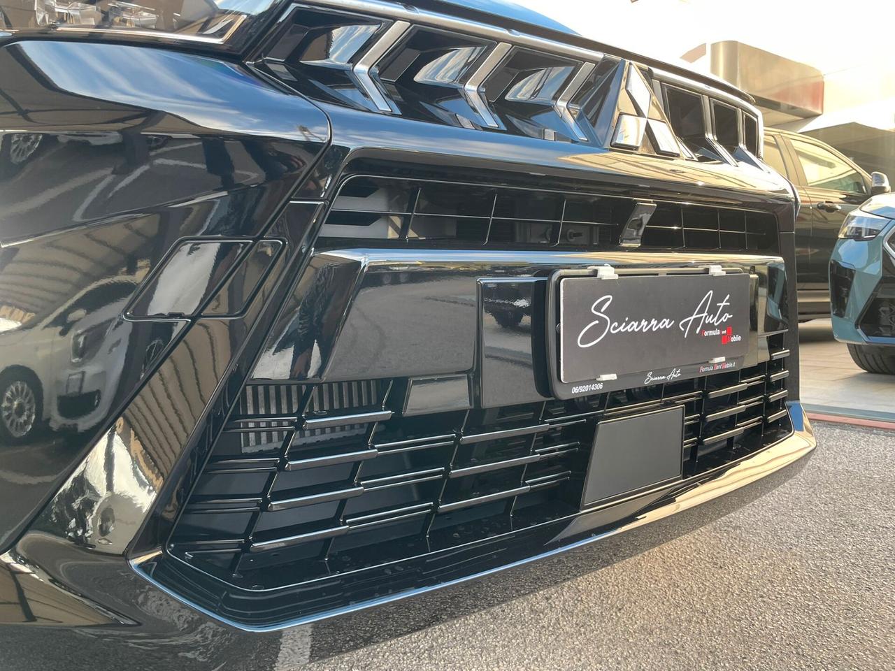 Renault Captur MITSUBISHI ASX 1.3 INVITE MHEV Evolution