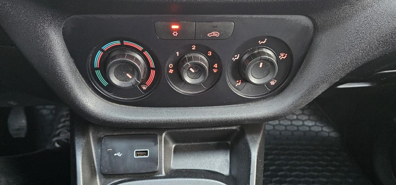 Fiat Doblo Doblò 1.4 T-Jet 16V Natural Power Lounge