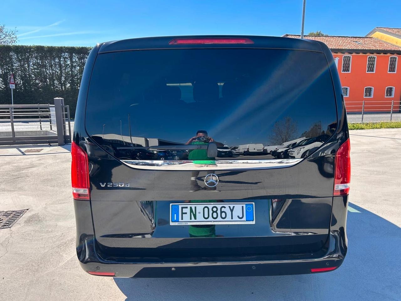 Mercedes-benz V 250 d Automatic Premium Extralong 360°