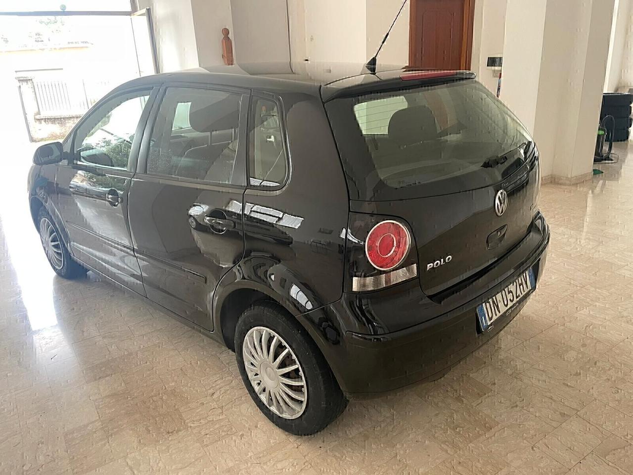 VOLKSWAGEN POLO 1.2 60 CV 5 PORTE UNITED