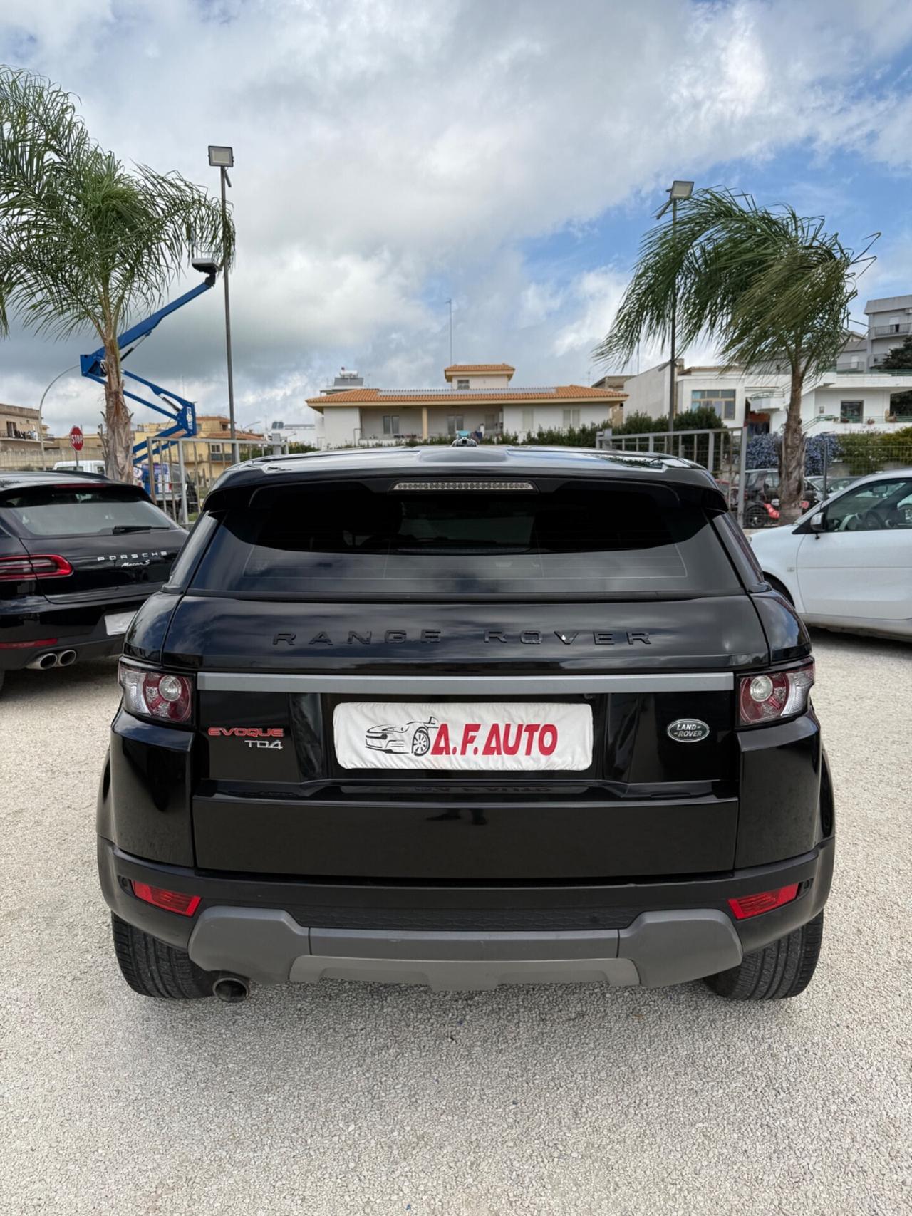 Land Rover Range Evoque 2.2 TD4 5p. Pure Tech Pack