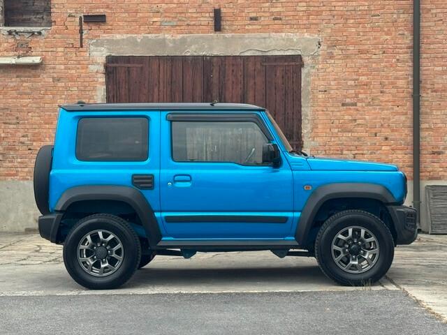 Suzuki Jimny 1.5 5MT Top