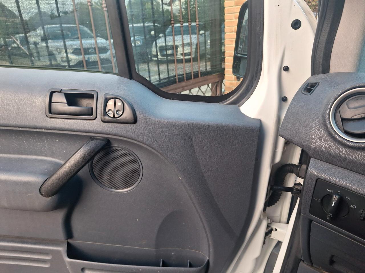 Ford Transit Connect 200S 1.8 TDCi/90CV PC-TN